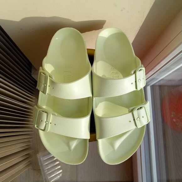 NWOB Birkenstock Arizona Essentials Faded Lime Green EVA Sandals 38N / 7 -  7.5 - Picture 3 of 16